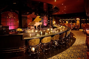Bar (on property) - Imperial Palace Seoul (Seoul)