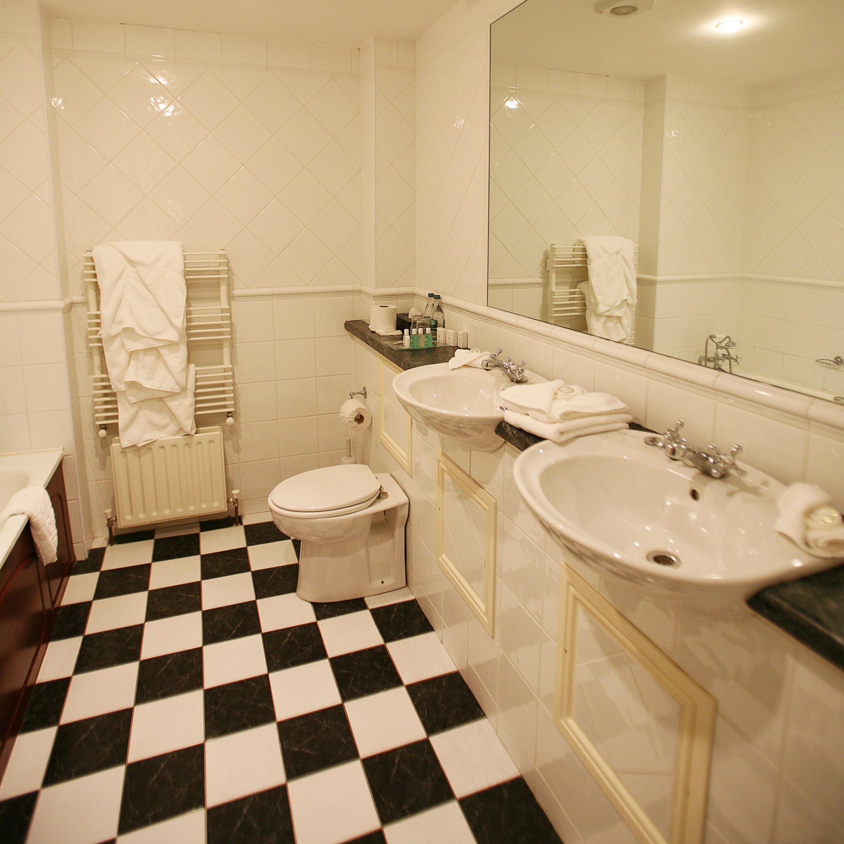 designer toiletries, towels