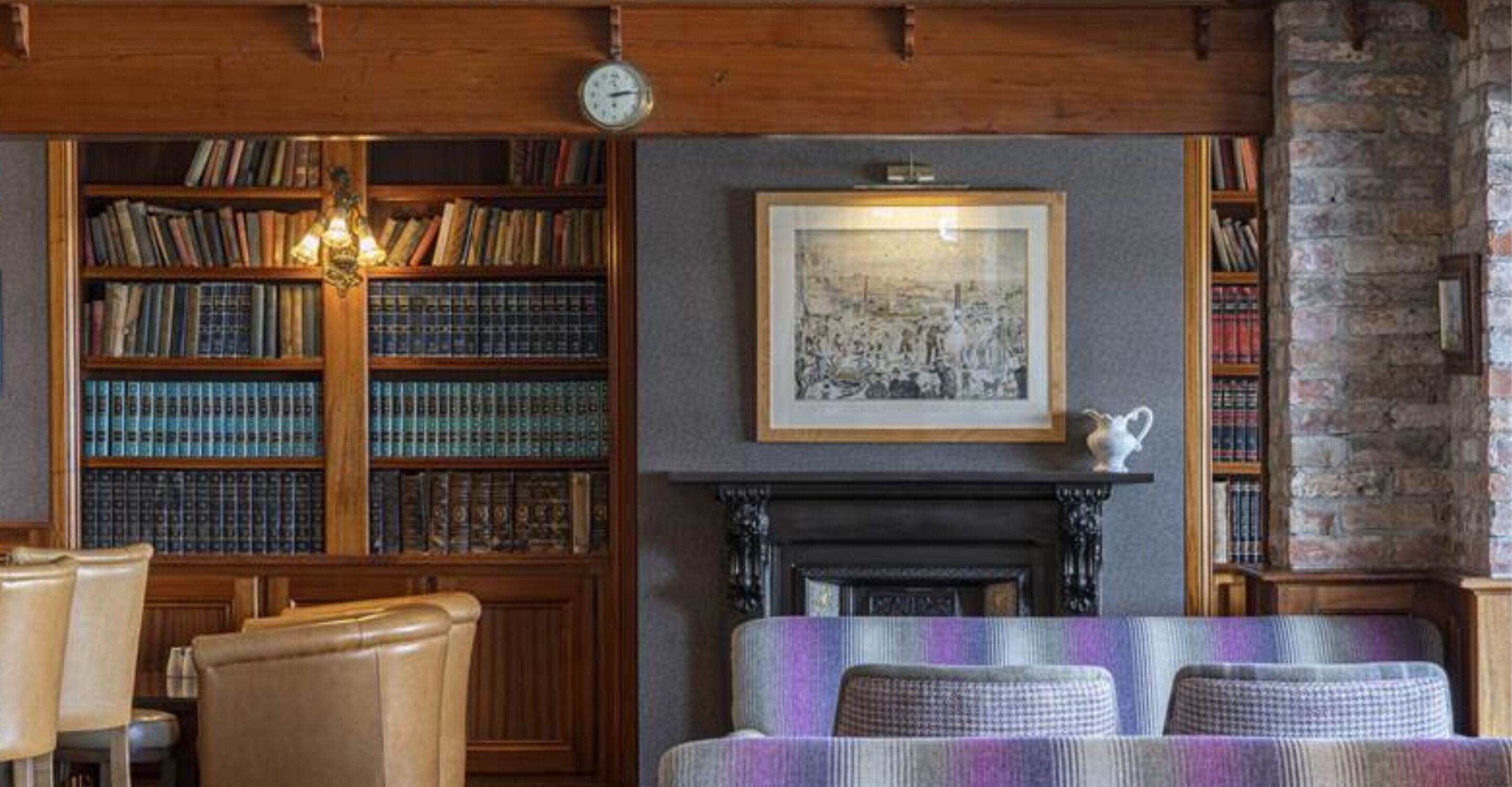 breakfast, lunch and dinner served