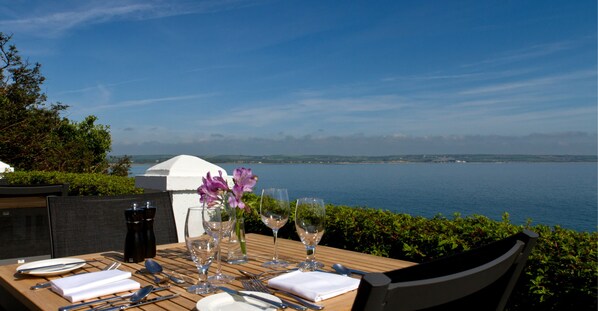 Se sirven desayunos, comidas y cenas 