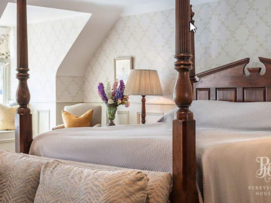Junior Suite, Sea View | WiFi (free), individually decorated, individually furnished, bed sheets
