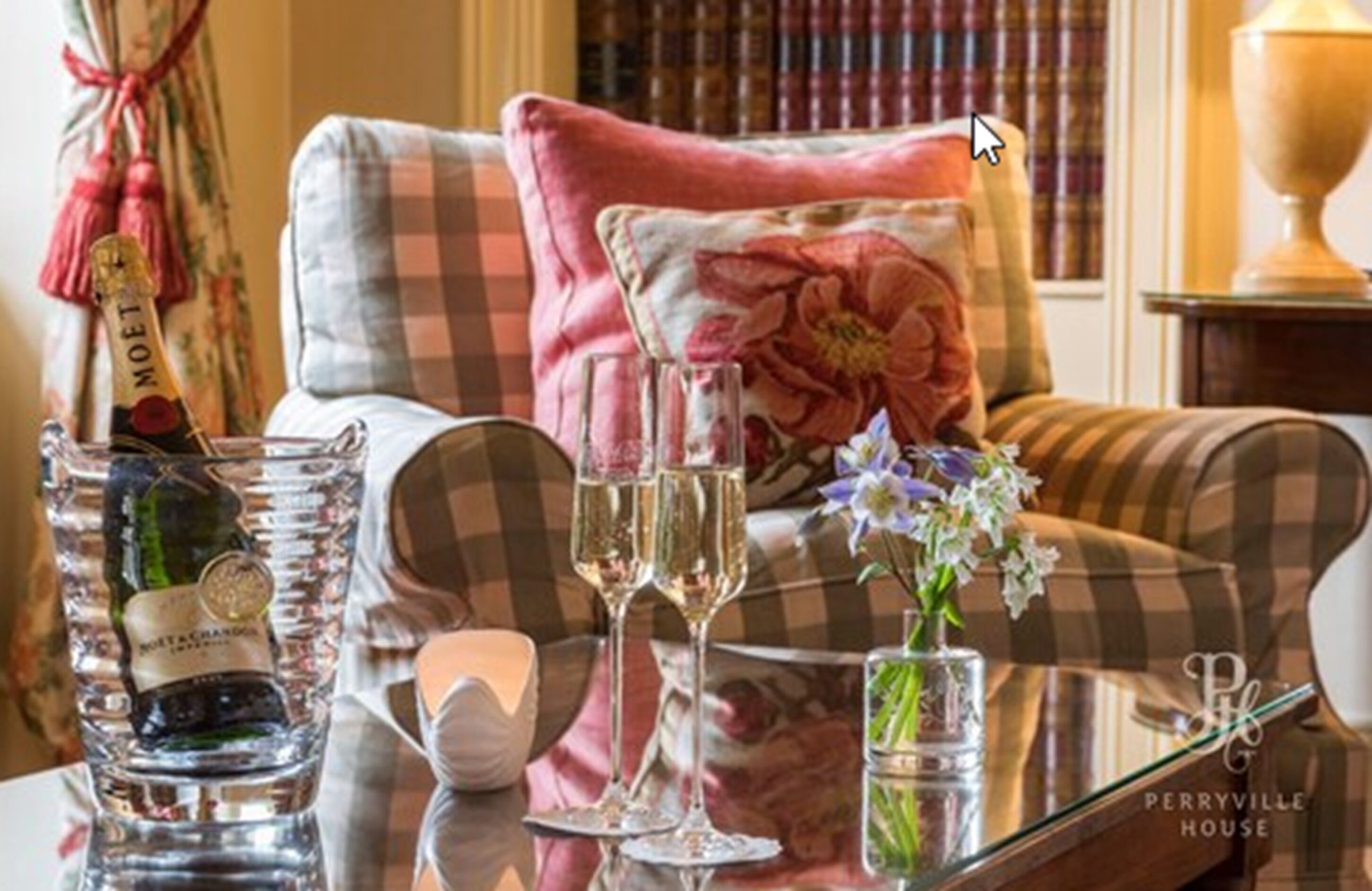 Photo - Perryville House