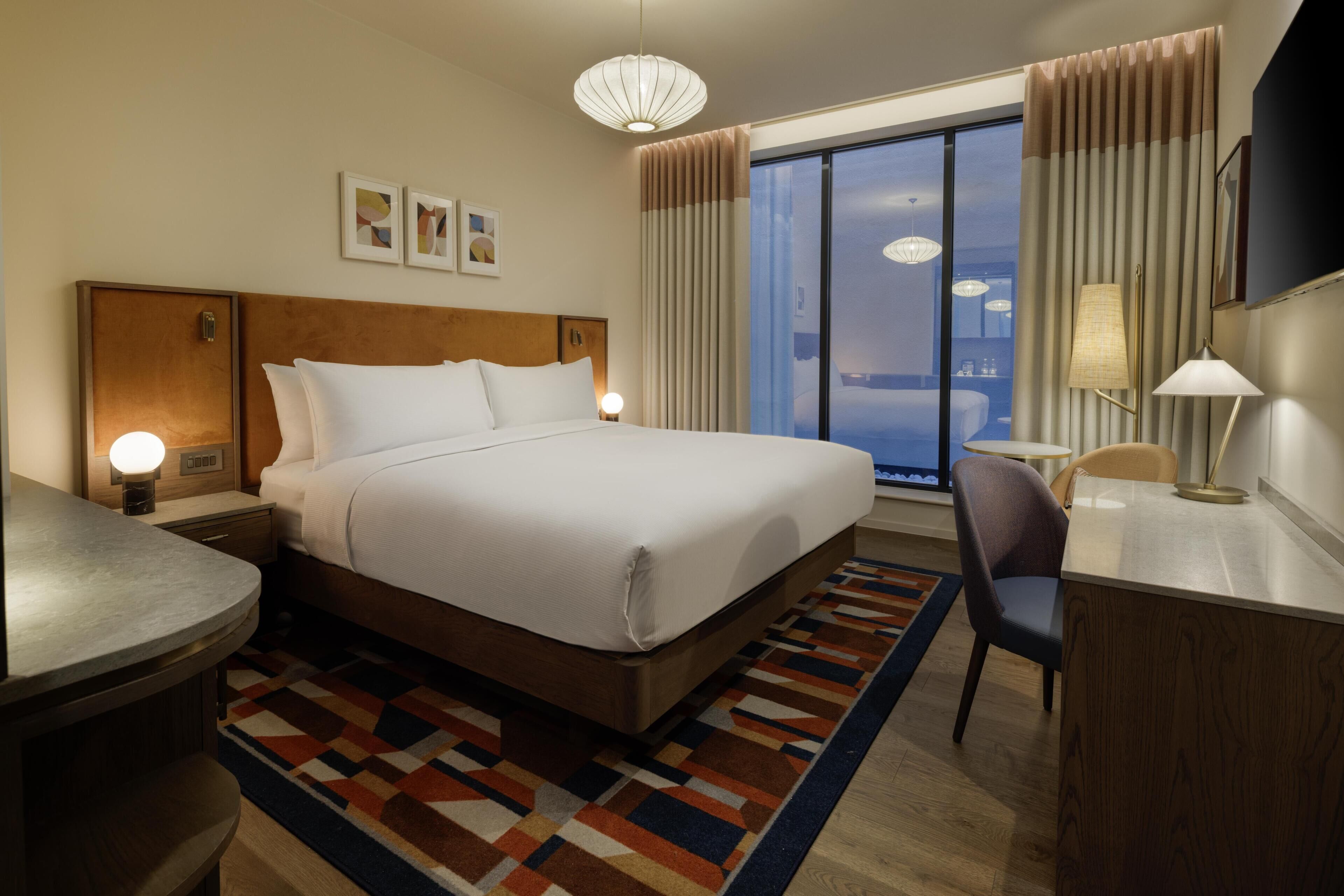 Photo - DoubleTree by Hilton London West End