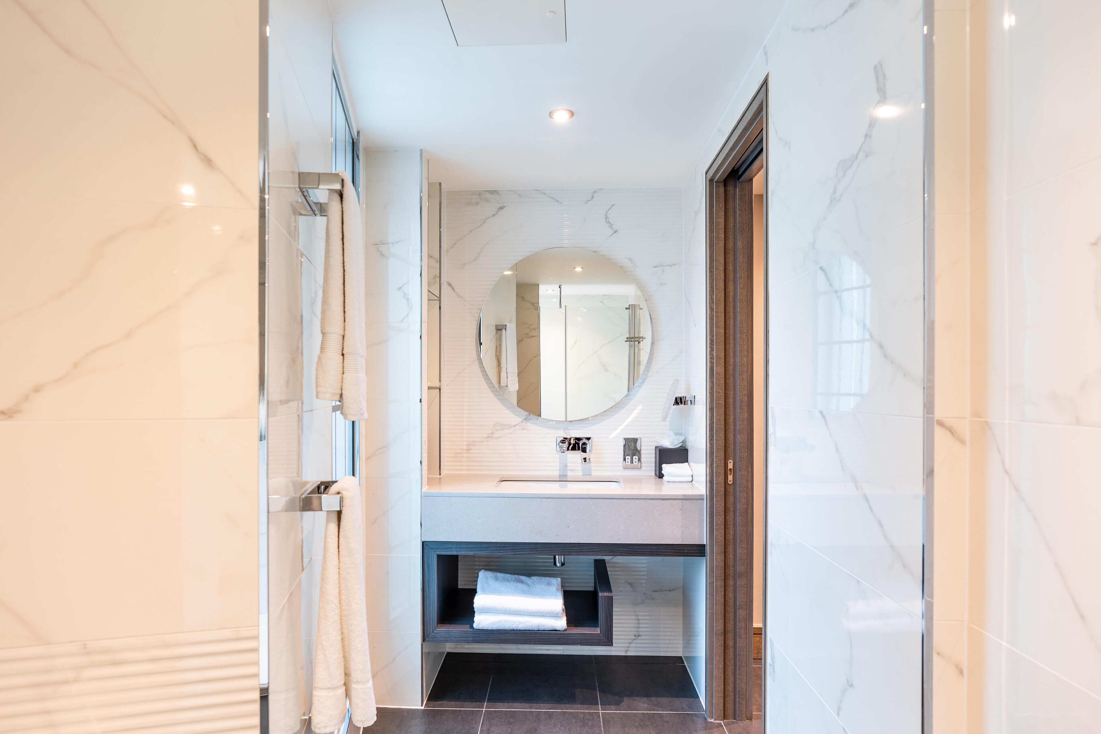 Photo - DoubleTree by Hilton London West End