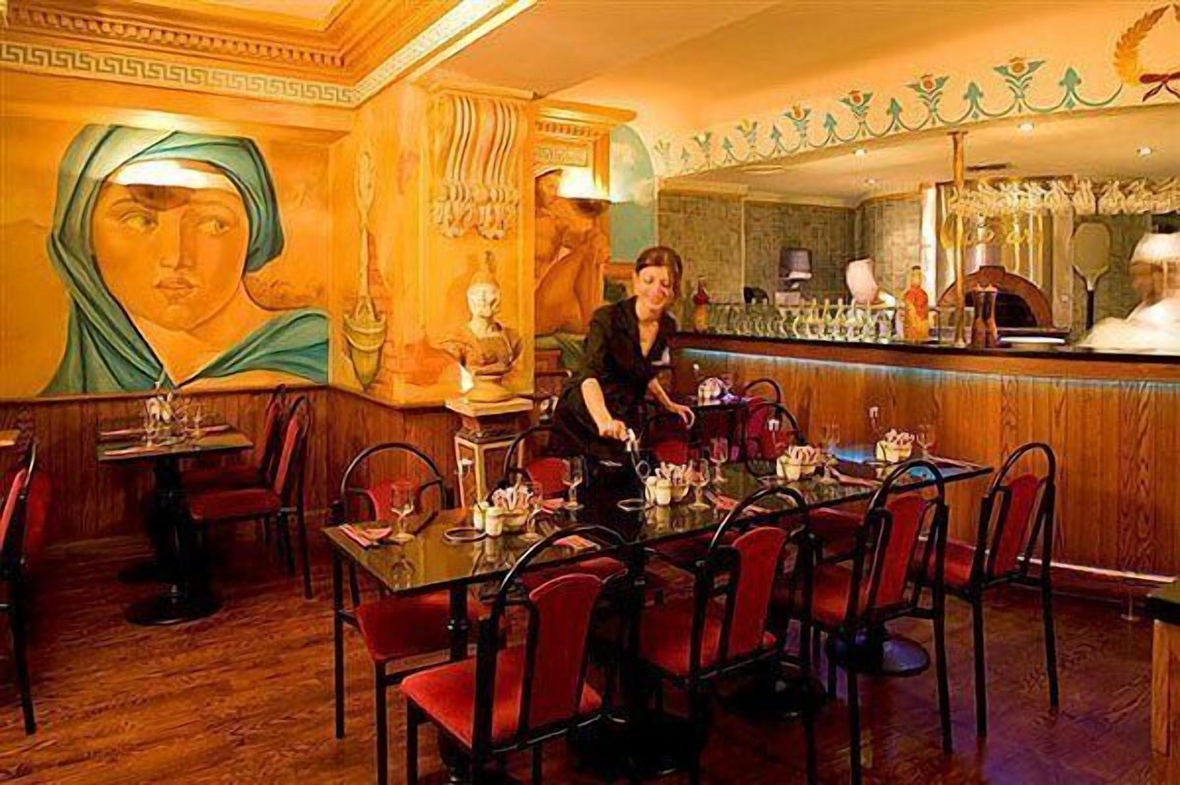 Foto - Harcourt Hotel