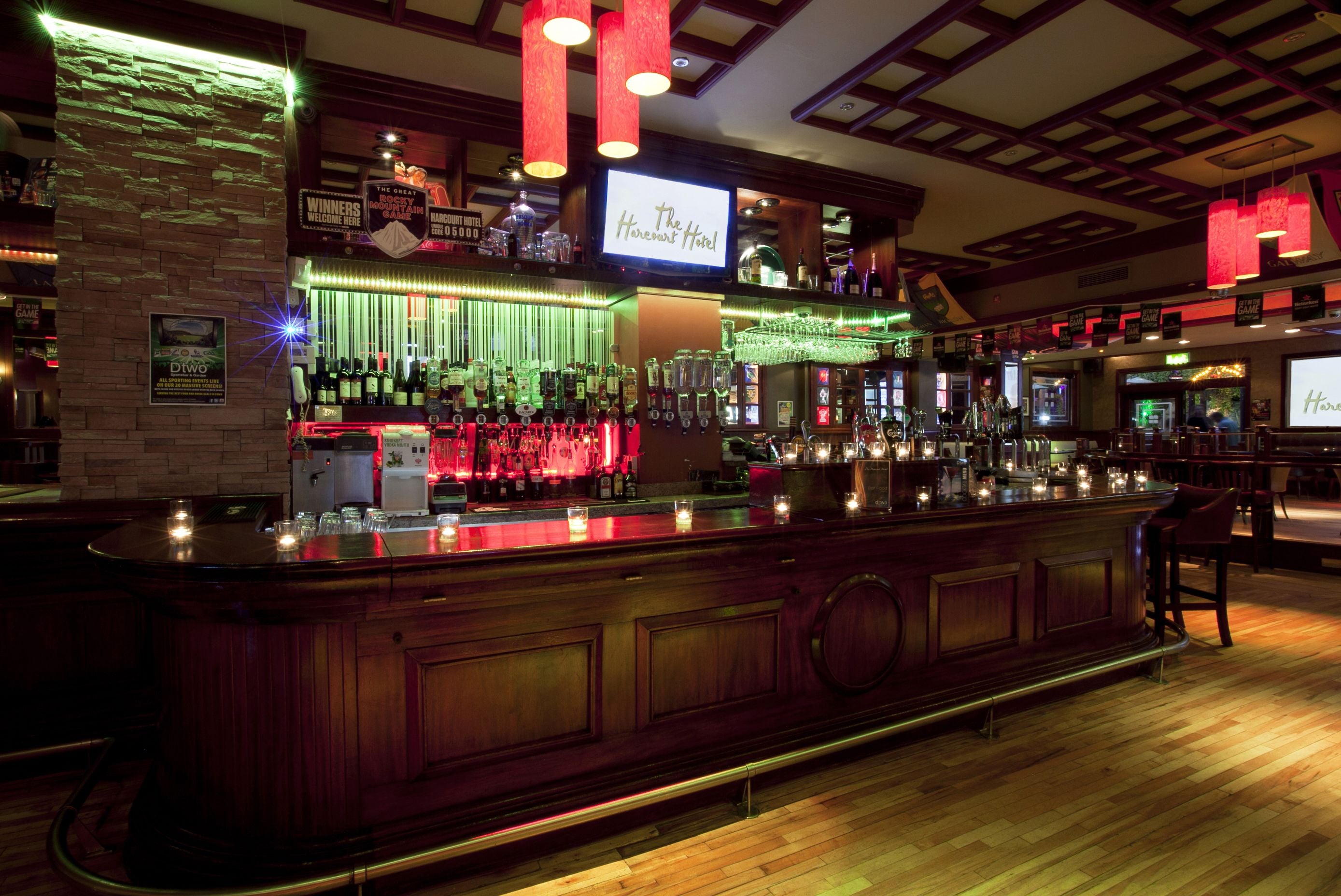 Foto - Harcourt Hotel