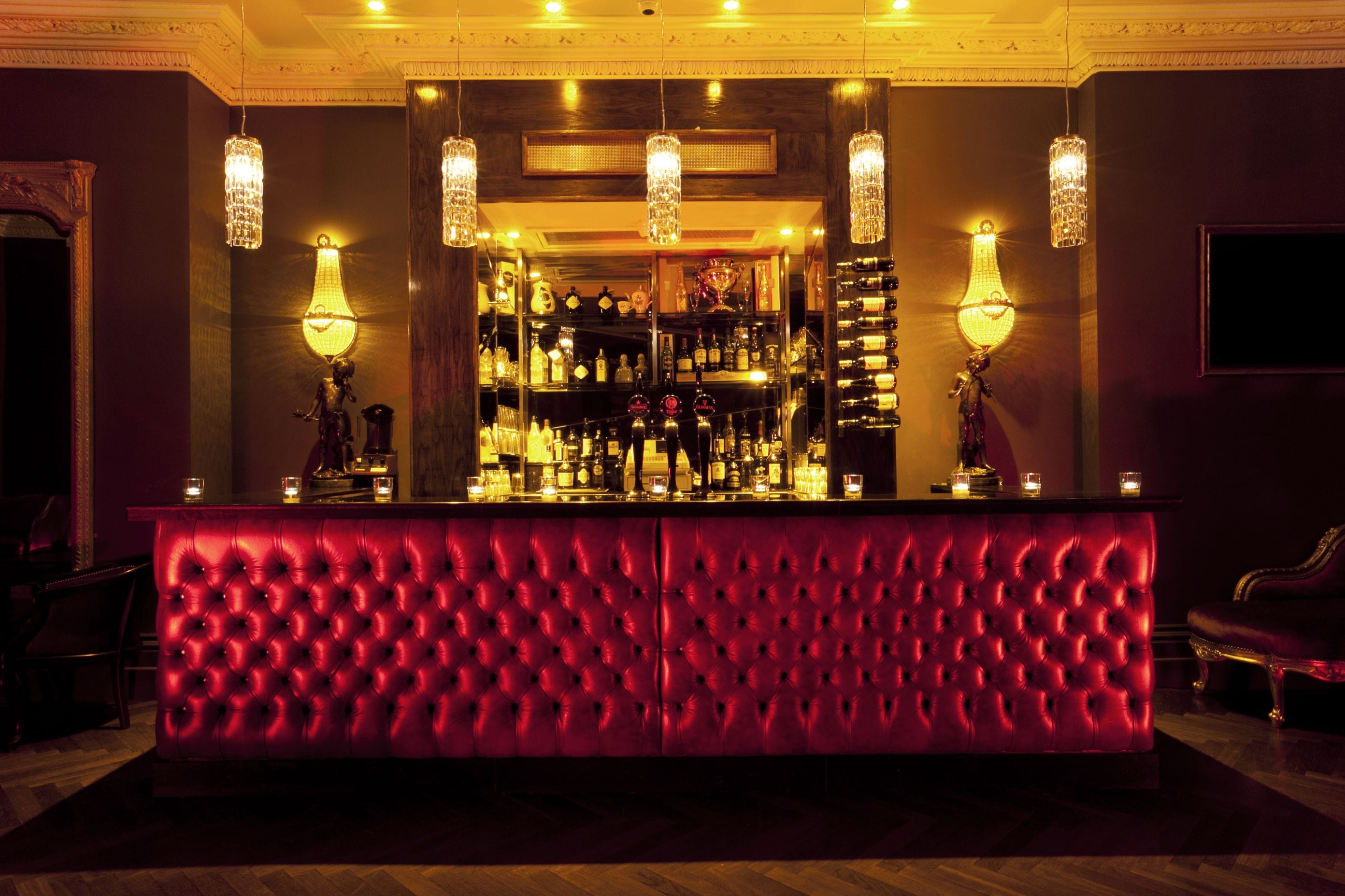 Foto - Harcourt Hotel