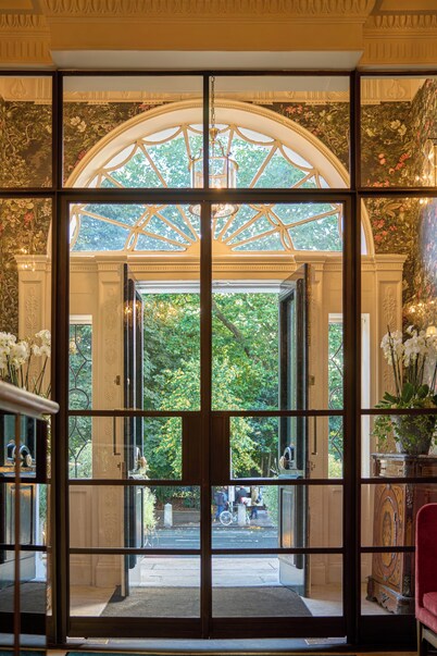 Townhouse on the Green