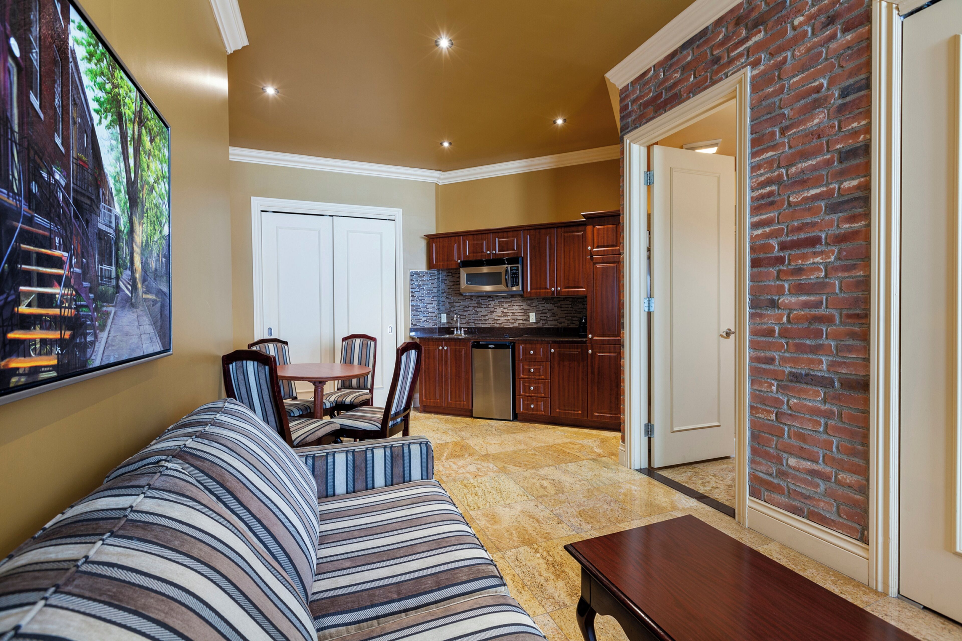 1 bedroom, premium bedding, in-room safe, desk