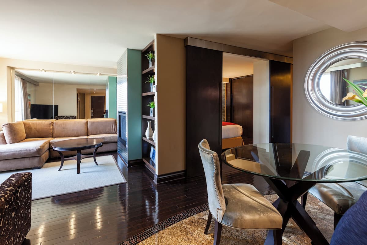 Room (PRESTIGE) | 1 bedroom, premium bedding, in-room safe, desk