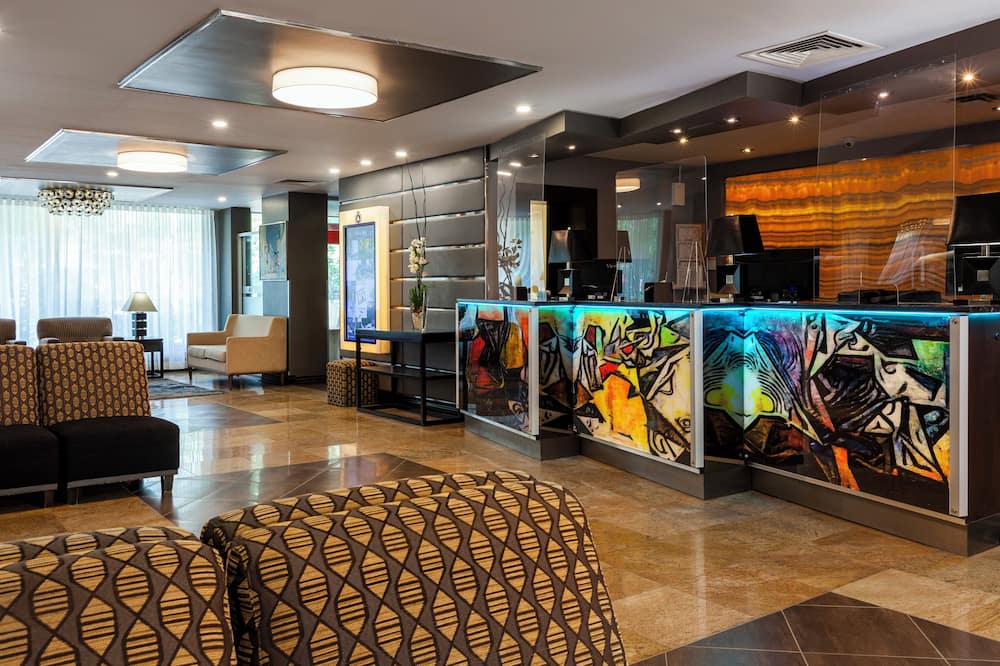 Le Nouvel Hotel