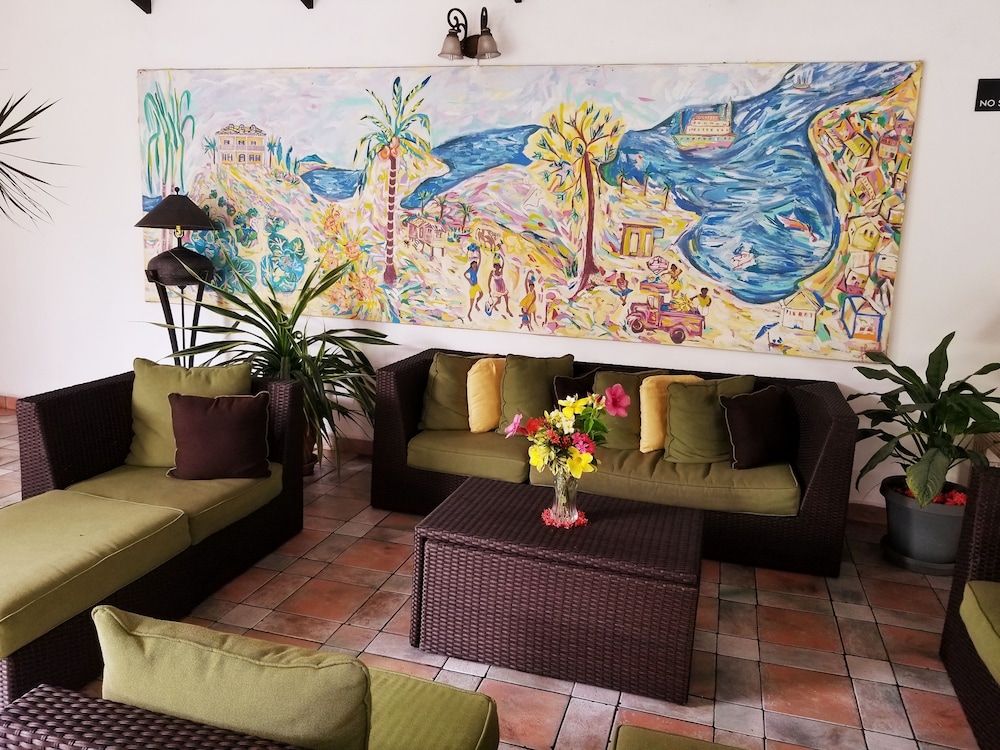 Allamanda Beach Resort by null