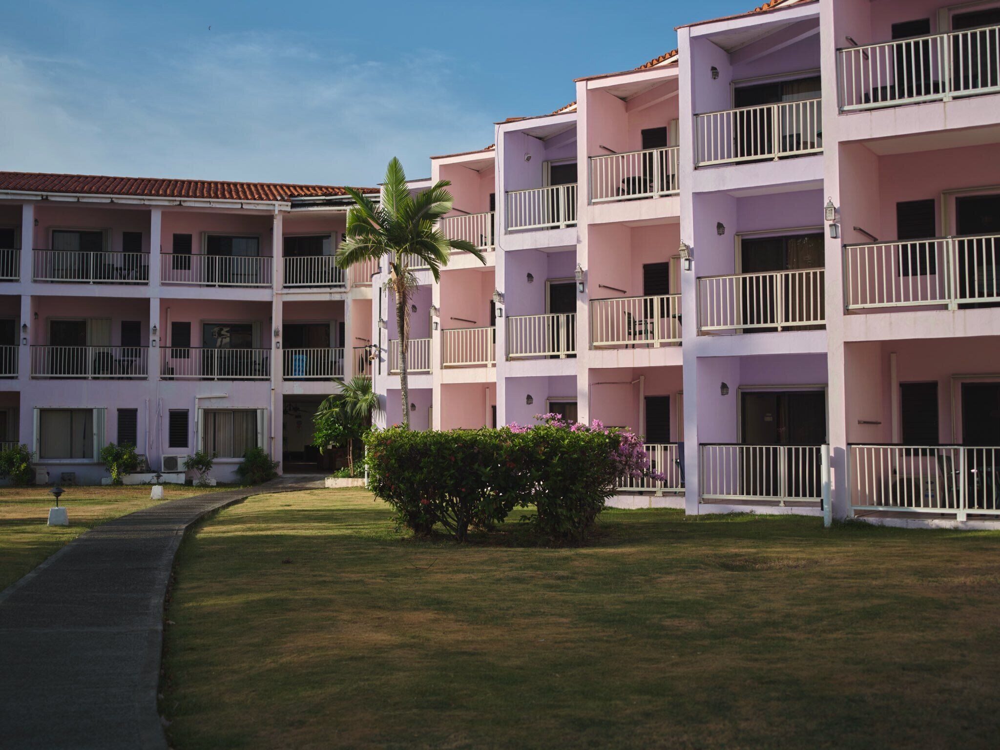 Photo - Allamanda Beach Hotel