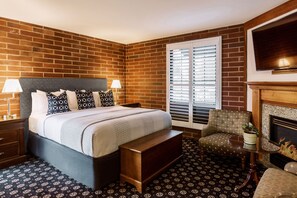 1 bedroom, premium bedding, pillow-top beds, in-room safe