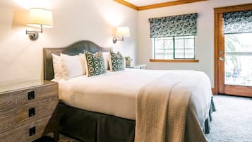 Premium bedding, pillowtop beds, in-room safe, individually decorated