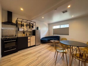 Condo, 1 Queen Bed with Sofa bed | Living area