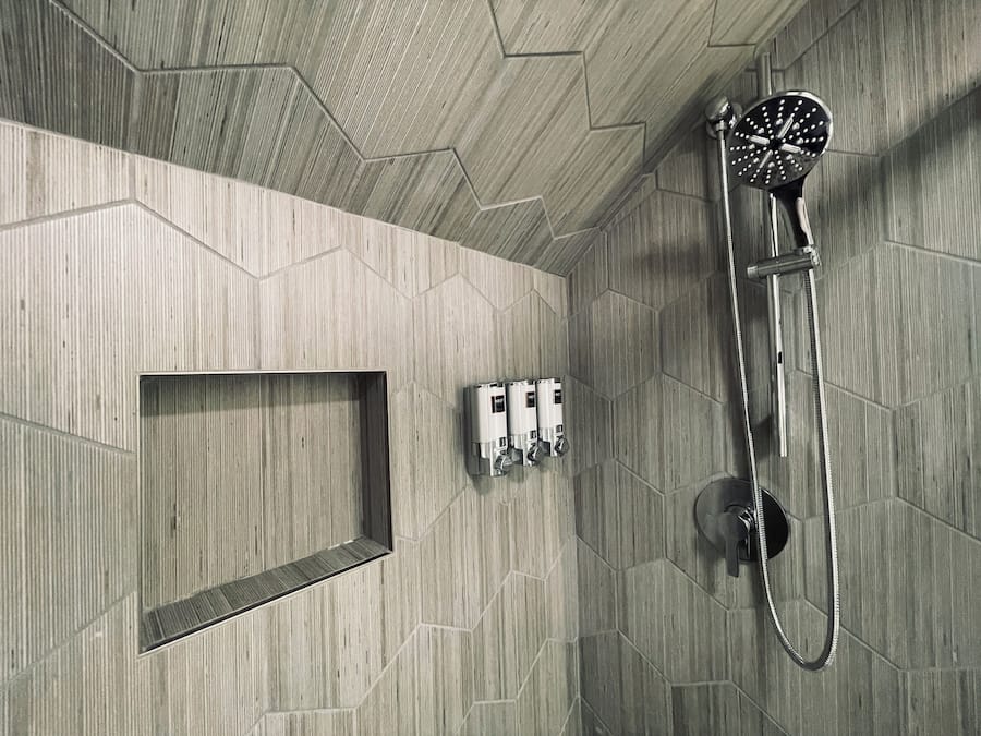 Condo, 1 Queen Bed with Sofa bed | Bathroom | Shower, free toiletries, hair dryer, slippers