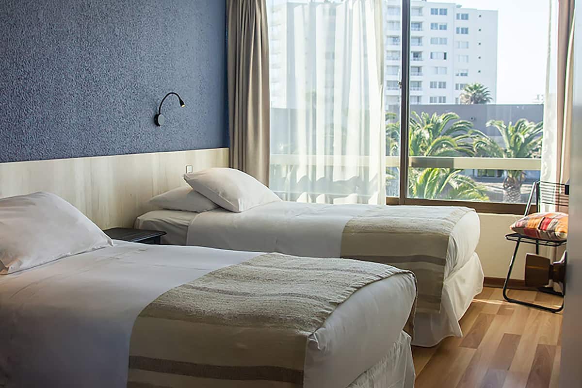 1 bedroom, down duvets, in-room safe, desk