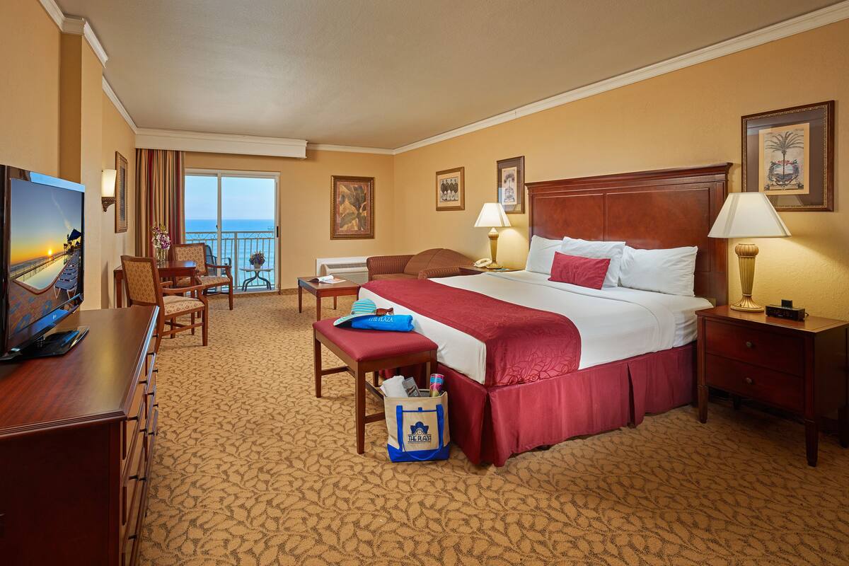 Premium bedding, pillowtop beds, in-room safe, laptop workspace