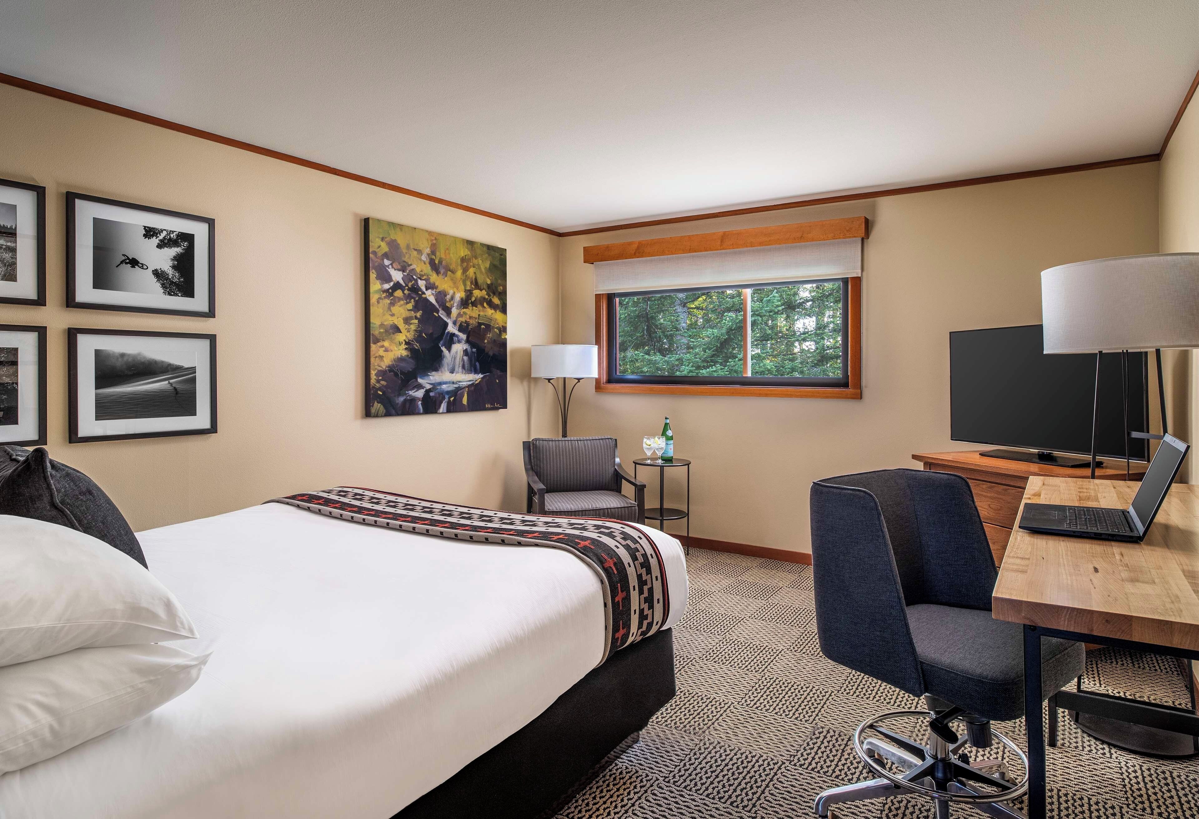 Premium bedding, desk, blackout drapes, soundproofing