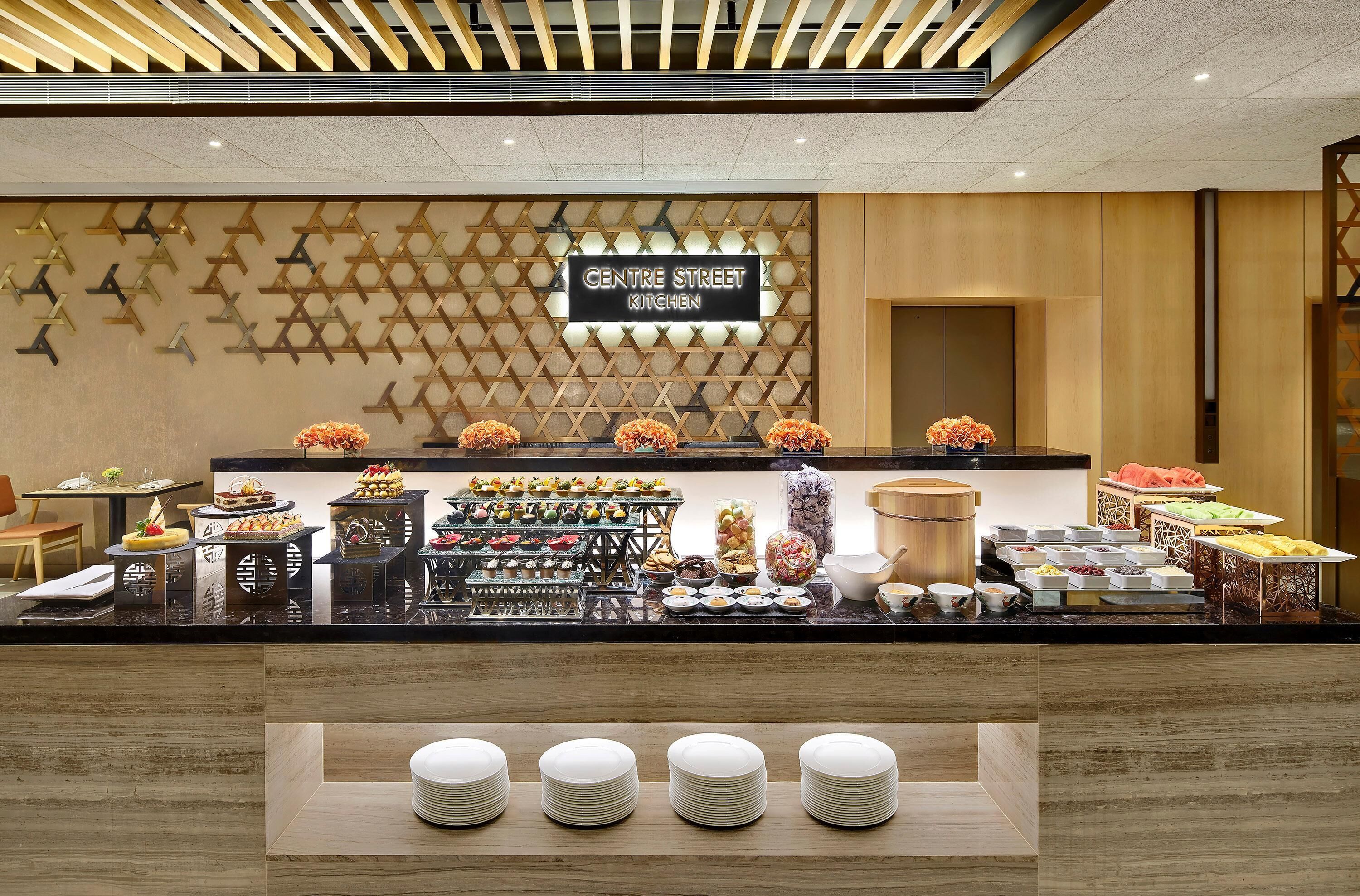 breakfast, lunch, dinner served; international cuisine