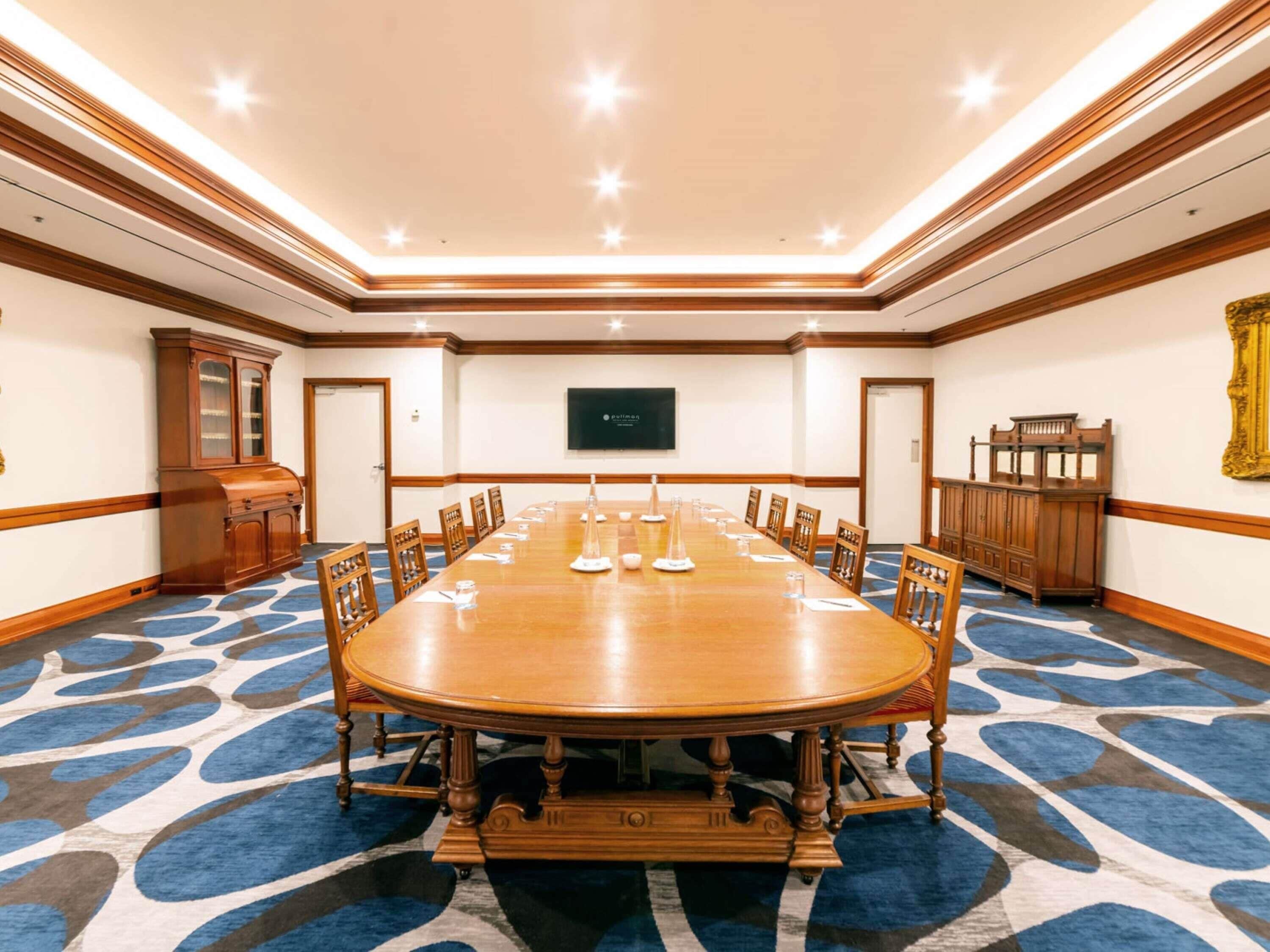Meeting facility