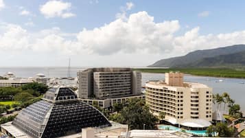 Executive Suite, 1 King Bed, Harbour View