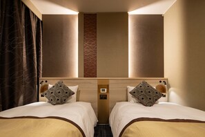 Economy Twin Room, Non Smoking | Premium bedding, down comforters, desk, soundproofing