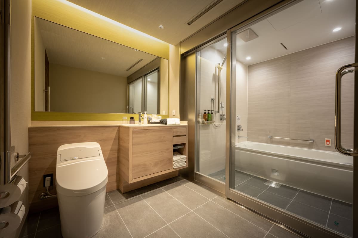 universal design twin, non smoking (south tower) | bathroom | free toiletries, hair dryer, slippers, electronic bidet