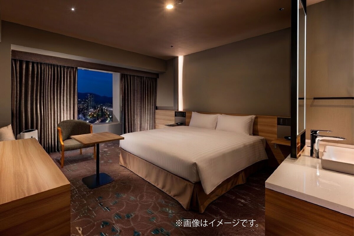 Superior Double Room, Non Smoking, City View | Desk, laptop workspace, blackout drapes, soundproofing