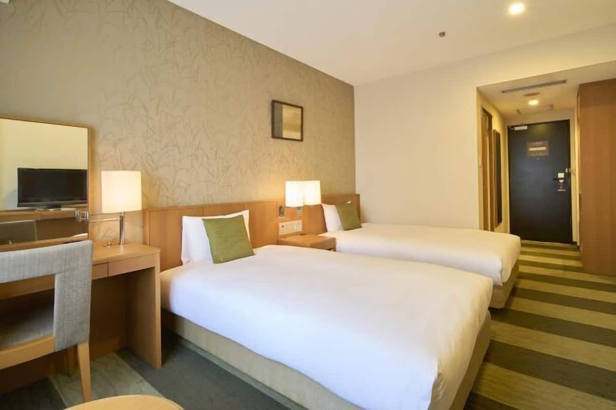 Couette en duvet, bureau, rideaux dâobscurcissement