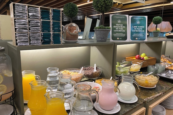 Desayuno continental incluido todos los días