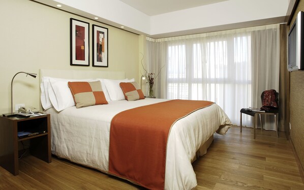 Literie de qualité supérieure, couette en duvet d'oie, minibar