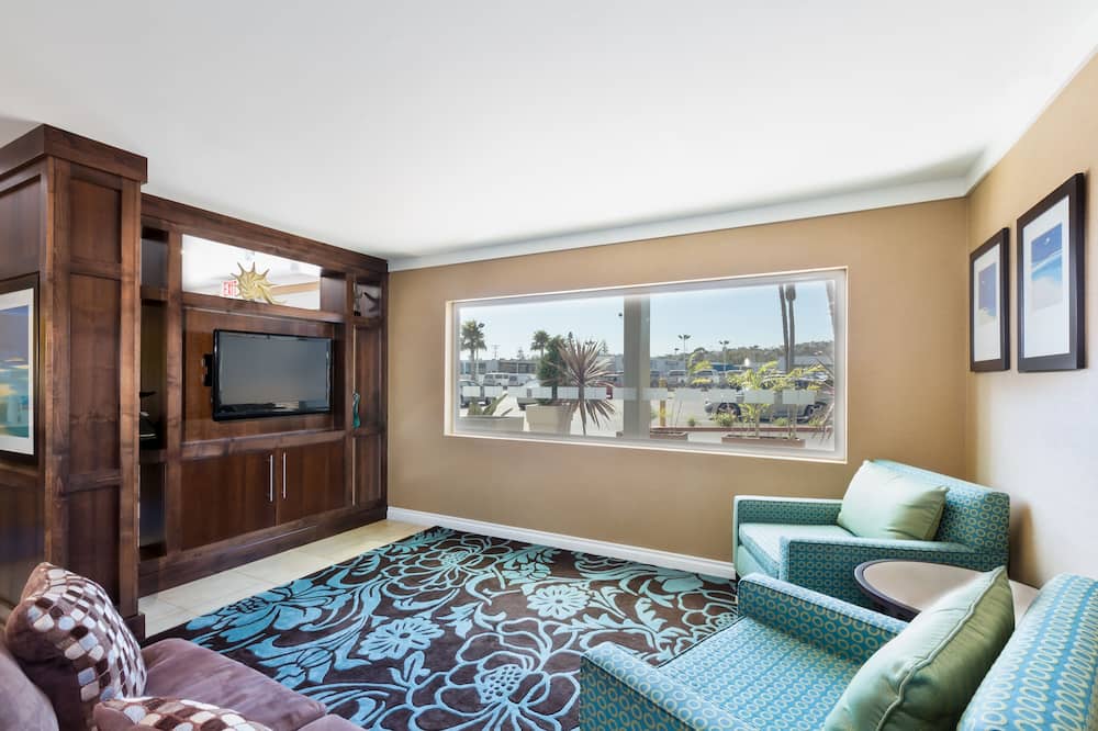 GreenTree Inn San Diego Mission Bay