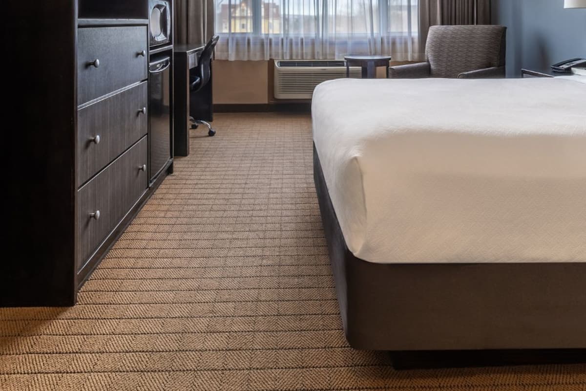 1 bedroom, premium bedding, pillowtop beds, in-room safe