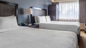 Premium bedding, in-room safe, desk, laptop workspace