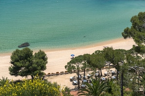 On the beach, beach bar - Hotel Santa Marta (Lloret de Mar)