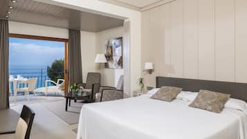 Premium bedding, minibar, in-room safe, desk