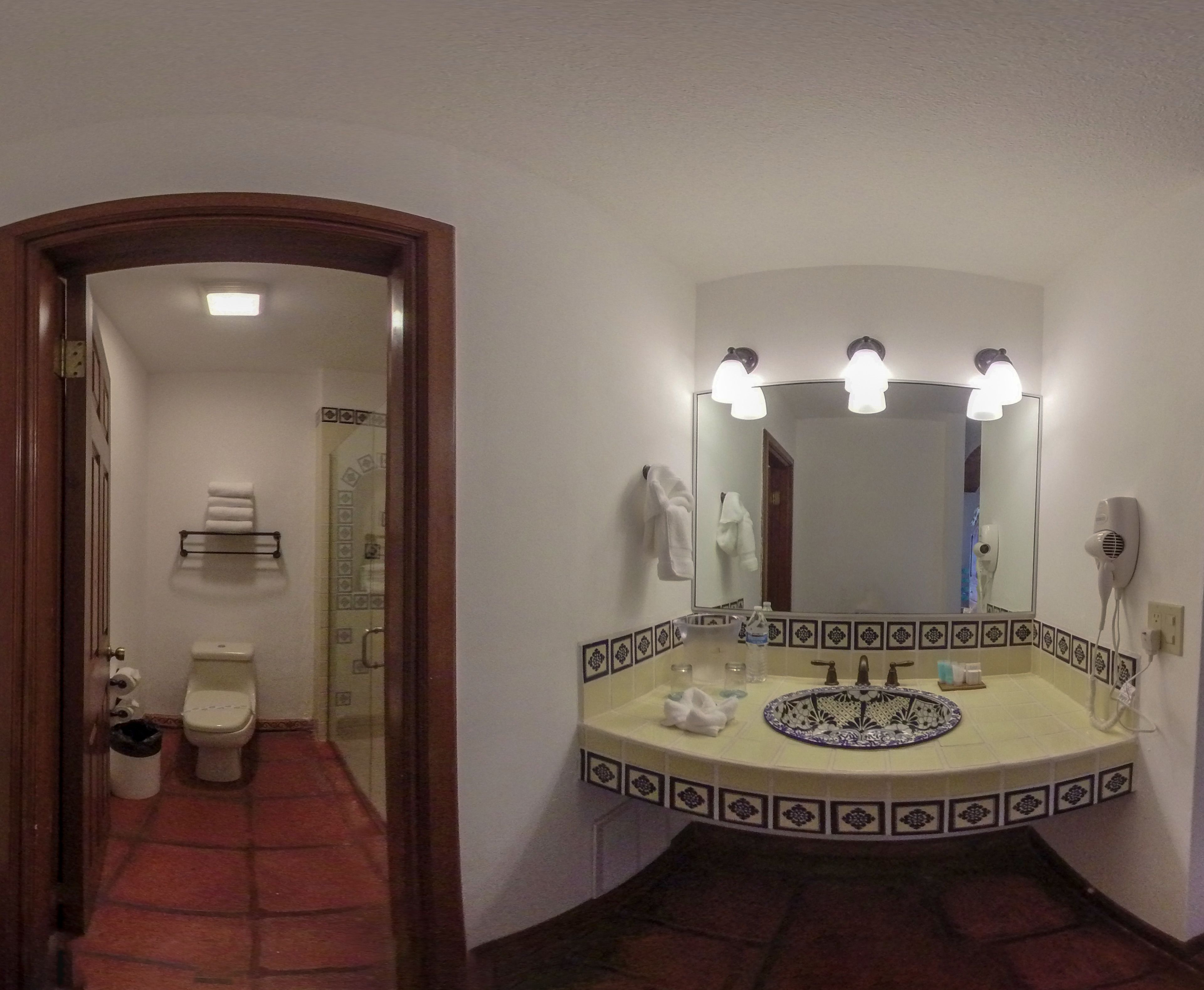 junior suite | bathroom | shower, rainfall showerhead, free toiletries, hair dryer