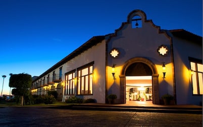 Hacienda Bajamar Golf Resort