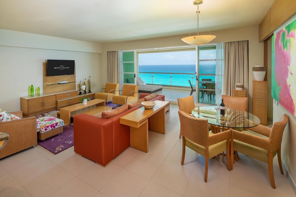 1 bedroom, premium bedding, down duvets, free minibar