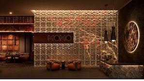 6 restaurants, dinner served, Italian cuisine