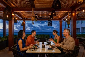 4 restaurantes, café da manhã, culinária italiana