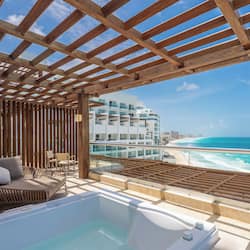 Superior Two Bedroom Presidential Suite - Ocean View | Terrace/patio