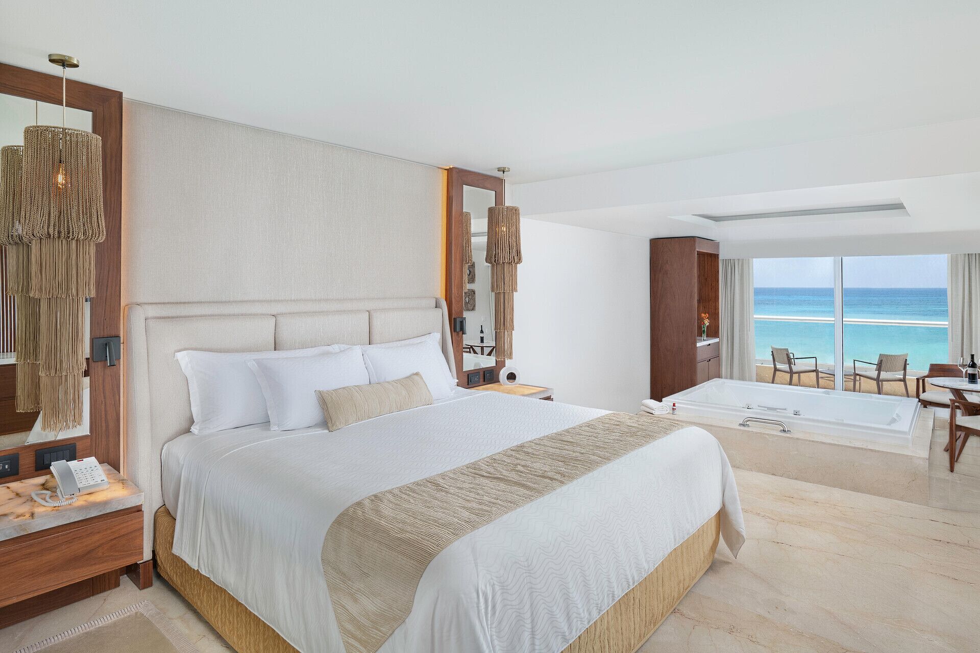 Hypo-allergenic bedding, down duvets, free minibar, in-room safe