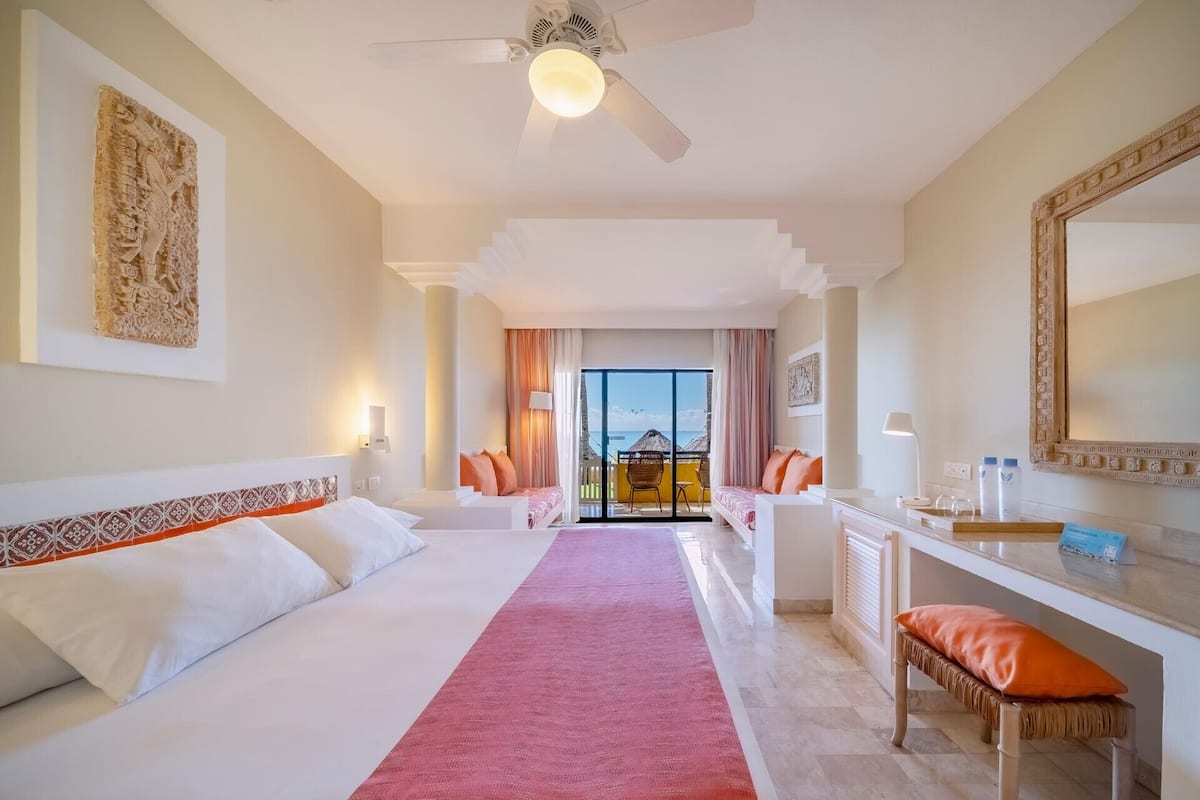 1 chambre, literie de qualité supérieure, couette en duvet d'oie