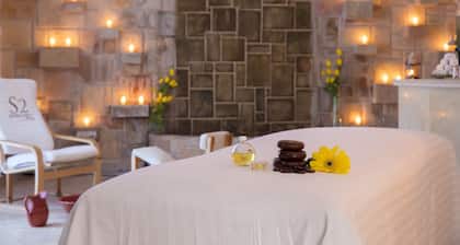 Los Arcos Suites