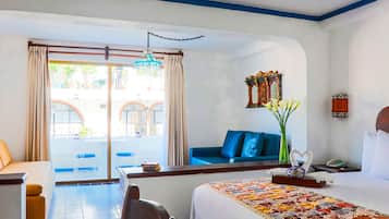 Suite junior, 1 cama King size | Vista al jardín