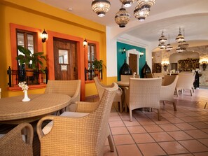 Khu tiếp khách ở sảnh