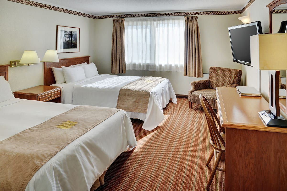 Traditional Double Room, 2 Queen Beds | 1 bedroom, premium bedding, desk, soundproofing